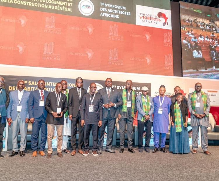 Clôture du Symposium des Architectes Africains et de SENHABITAT5 : hommage au Comité scientifique